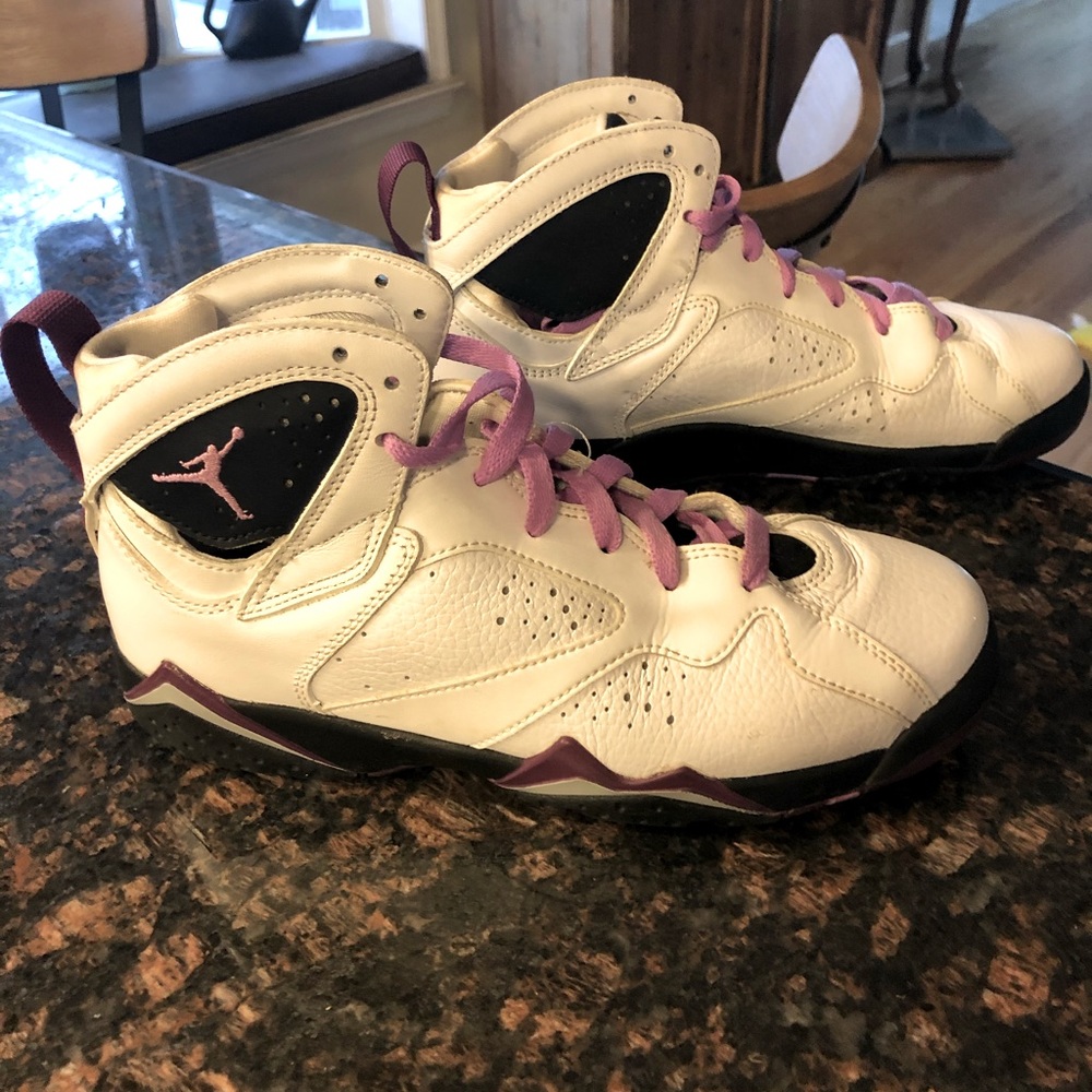 Girls Air Jordan’s size 6Y, worn once.